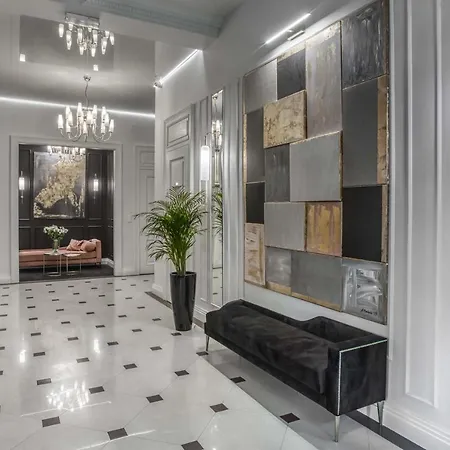 & Bialy Dom Hotel 3*