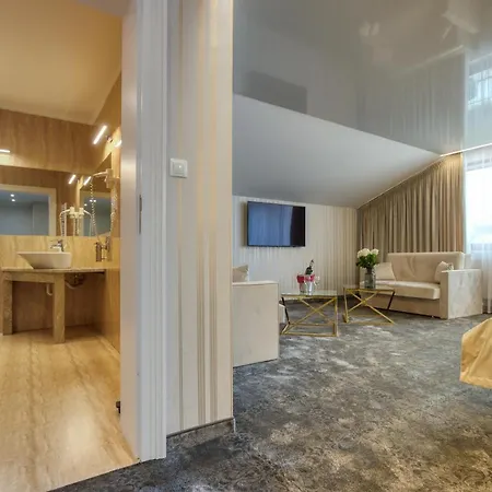 & Bialy Dom Przyszowice