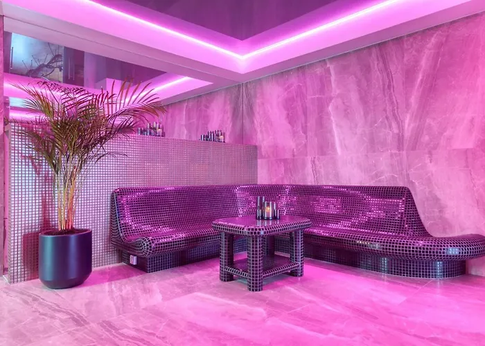 & Bialy Dom Hotel 3*